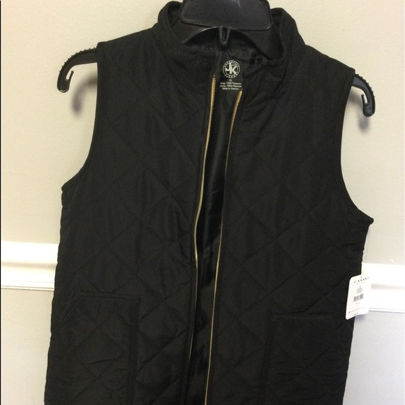 Youth XL Top and Vest Red - Picture 3 of 10